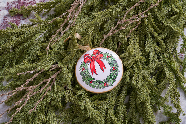 Holly Wreath Bow Ornament (single)