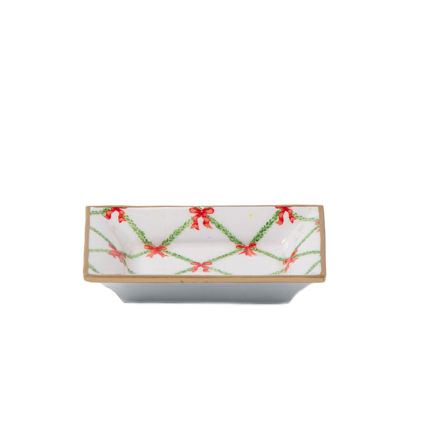 Bow Trellis Enameled Landry Tray