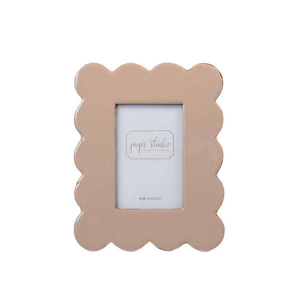 Gracie Scalloped Photo Frame - Natural