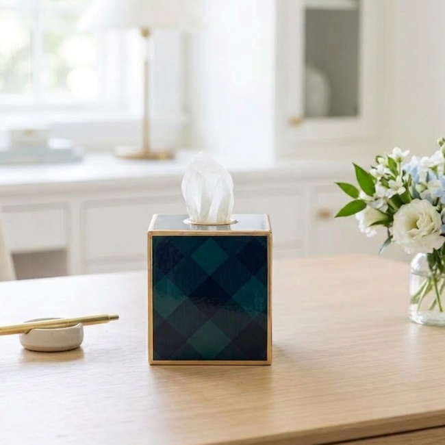 Sussex Plaid Enameled Tissue Box Cover